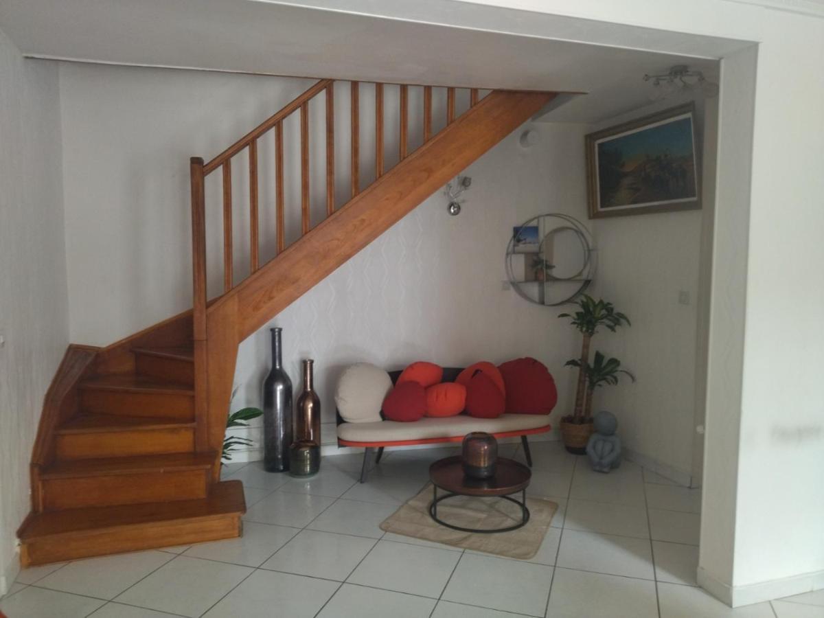 Apartamento Chambre Pinky Elisabeth Proche Paris Stains Exterior foto