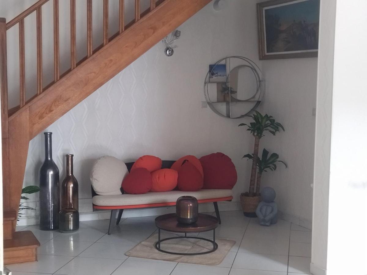 Apartamento Chambre Pinky Elisabeth Proche Paris Stains Exterior foto