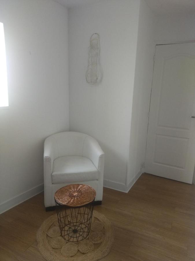 Apartamento Chambre Pinky Elisabeth Proche Paris Stains Exterior foto